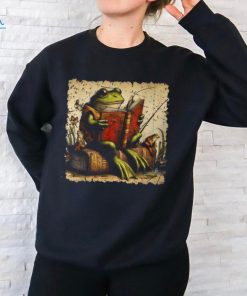 Frog & Toad Fishing Vintage Classic Book Frog Reading Book T Shirt