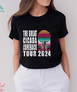 Great Cicada Comeback Tour 2024 Insect Invasion Retro T Shirt