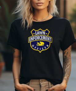 Lawn Enforcement Officer Lawnmower Police Fathers Day Men's T shirt