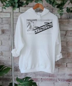Nika Muhl Visa Approved Ladies Boyfriend Shirt
