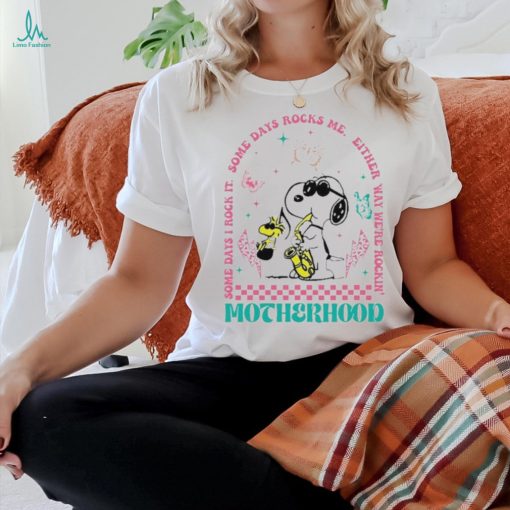 Official 2024 Mother’s Day Rockin’ Motherhood Snoopy Shirt