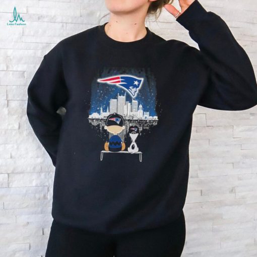 Official new England Patriots Snoopy Charlie Brown Best Friends Best T Shirt