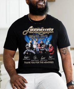 Original Aventura Cerrando Ciclos Tour 2024 Thank You For The Memories Signatures Shirt