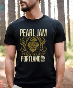 Pearl Jam With Deep Sea Diver At Moda Center In Portland Oregon On May 10th 2024 Two Sides Print Vintage T Shirt