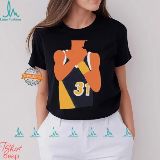 Reggie Miller choke sign shirt