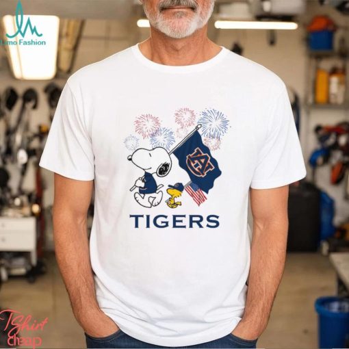 Snoopy Football Happy 4th Of July Auburn Tigers Shirt