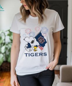 Snoopy Football Happy 4th Of July Auburn Tigers Shirt