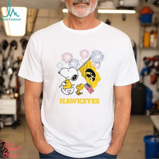 Snoopy Football Happy 4th Of July Iowa Hawkeyes Shirt