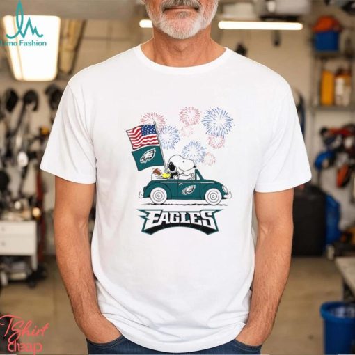 Snoopy Football Happy 4th Of July Philadelphia Eagles Shirt