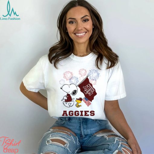 Snoopy Football Happy 4th Of July Texas A_M Aggies Shirt