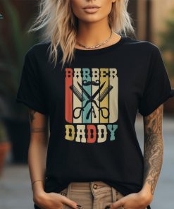 Vintage Barber Shop Daddy Barbers Dad Father's Day T Shirt