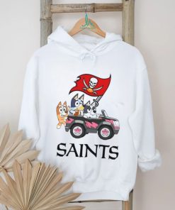 Bluey fun in the car with Tampa Bay Buccaneers football shirt