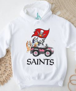 Bluey fun in the car with Tampa Bay Buccaneers football shirt