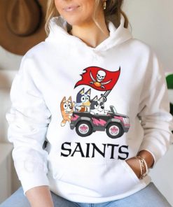 Bluey fun in the car with Tampa Bay Buccaneers football shirt