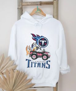 Bluey fun in the car with Tennessee Titans football shirt