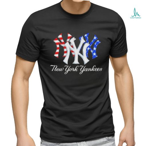 New York Yankees Celebrating 4th Of July America T Shirt