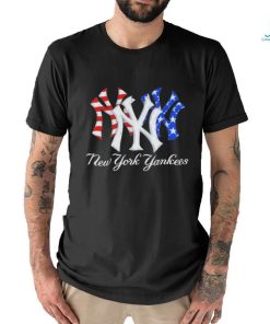 New York Yankees Celebrating 4th Of July America T Shirt