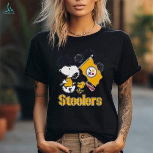 Pittsburgh Steelers Snoopy America Flag Happy 4th Of July T Shirt