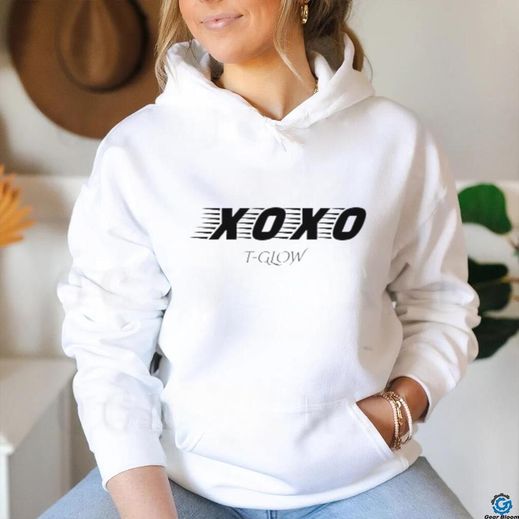Simple XOXO T shirt Simple XOXO T shirt