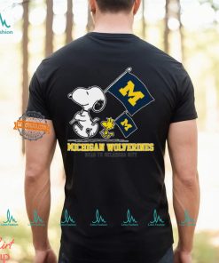 Snoopy Michigan Wolverines Road To Oklahoma City flag shirt