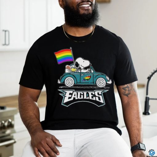 Snoopy and Woodstock Driving Car Philadelphia Eagles Pride Flag shirt