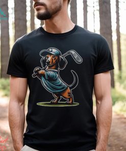 Standing Dachshund Wiener Dog Swinging Golf Club Men's T shirt