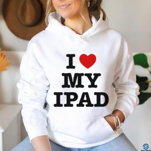 Suki Waterhouse Wearing I Love My Ipad Shirt