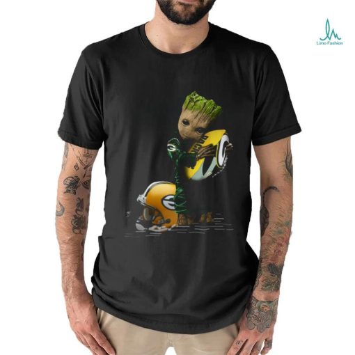 Baby Groot Hugging Green Bay Packers T Shirt