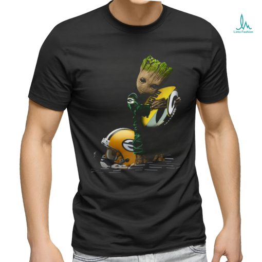 Baby Groot Hugging Green Bay Packers T Shirt