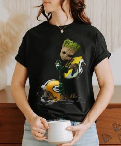 Baby Groot Hugging Green Bay Packers T Shirt