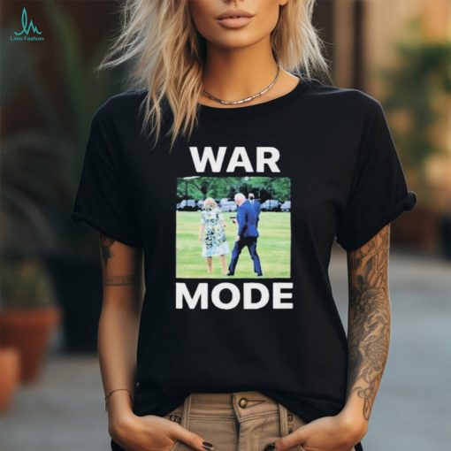 Biden vs rosalynn carter war mode T shirt