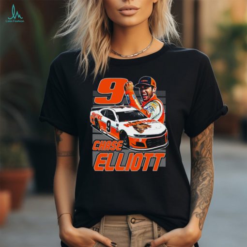 Chase Elliott Hooters 9 T Shirt