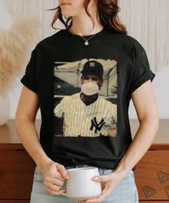 Don Mattingly (Donnie Baseball) in New York Yankees Crewneck shirt