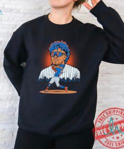 New York Mets Francisco Lindor pose city skyline neon shirt