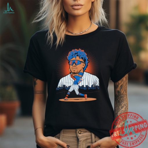 New York Mets Francisco Lindor pose city skyline neon shirt