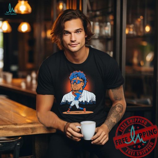 New York Mets Francisco Lindor pose city skyline neon shirt