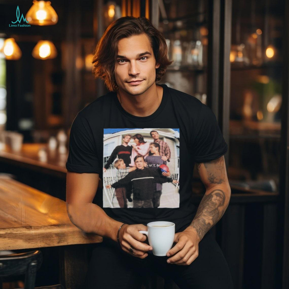 Official In The Middle Vintage Shirt Official In The Middle Vintage Shirt