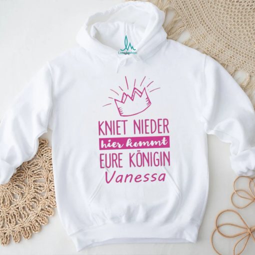 Official Tasse Kniet Nieder Hier Kommt Eure Konigin Vanessa T Shirt