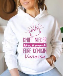 Official Tasse Kniet Nieder Hier Kommt Eure Konigin Vanessa T Shirt