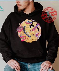 Oh lawd he comin the cat stays fat shirt