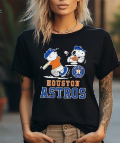 Peanuts charlie brown and snoopy playing baseball houston astros shirt