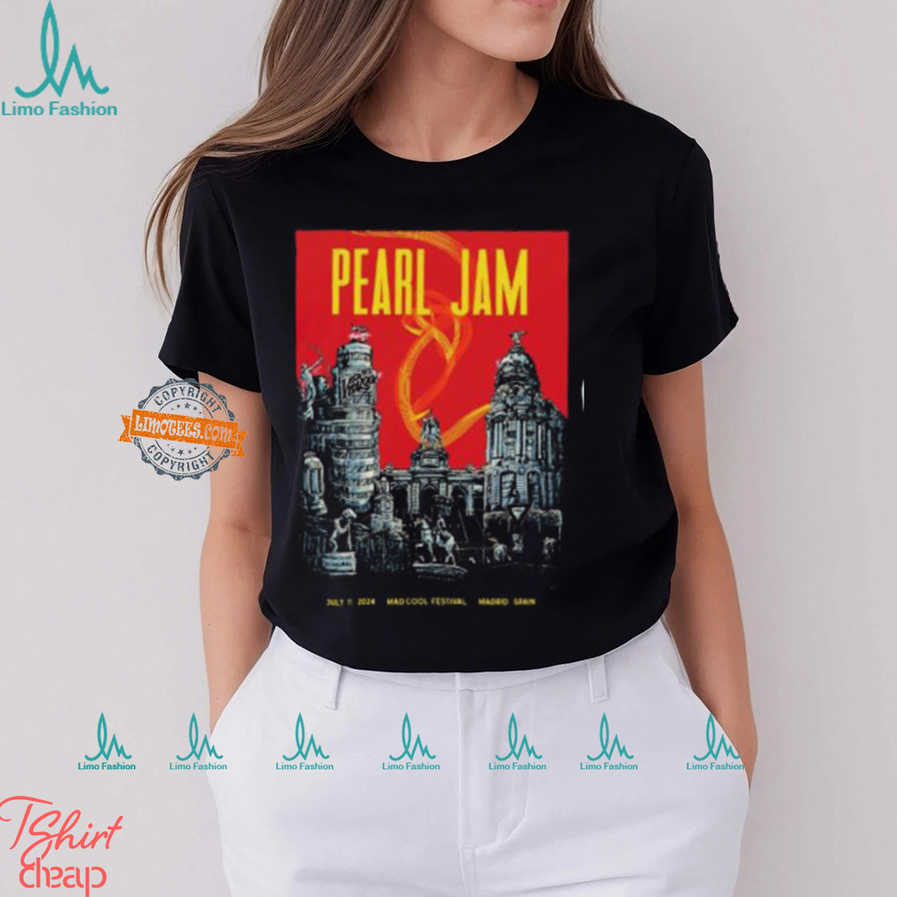 Pearl Jam Tour At Madcool Festival In Marrid Spain July 2024 Unisex T Shirt Pearl Jam Tour At Madcool Festival In Marrid Spain July 2024 Unisex T Shirt