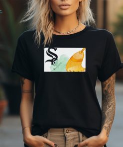 Pittsburgh Pirates brooms Chicago White Sox shirt, hoodie, sweater, long sleeve and tank top Pittsburgh Pirates brooms Chicago White Sox shirt