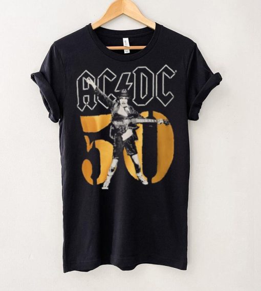 T shirt JP1880 dedicata alla band ACDC shirt