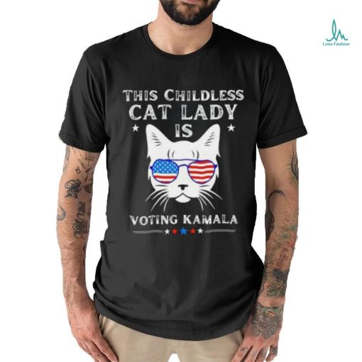 This Childless cat lady is Voting Kamala Harris 2024 cat wear sunglasses shirt