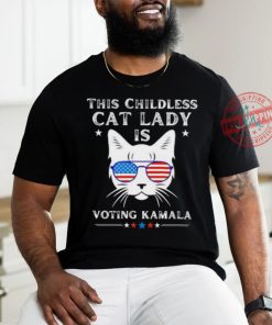 This Childless cat lady is Voting Kamala Harris 2024 cat wear sunglasses shirt