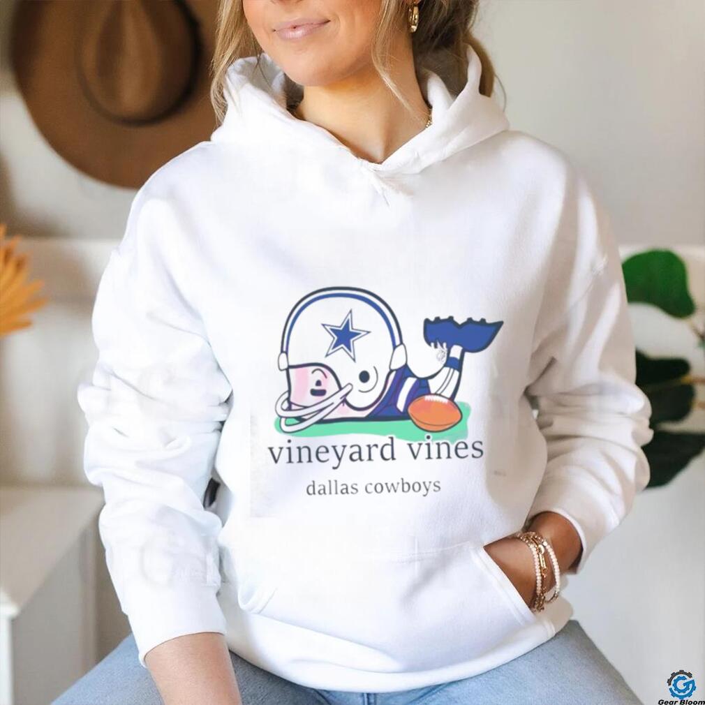 Vineyard vines Dallas Cowboys football shirt Vineyard vines Dallas Cowboys football shirt