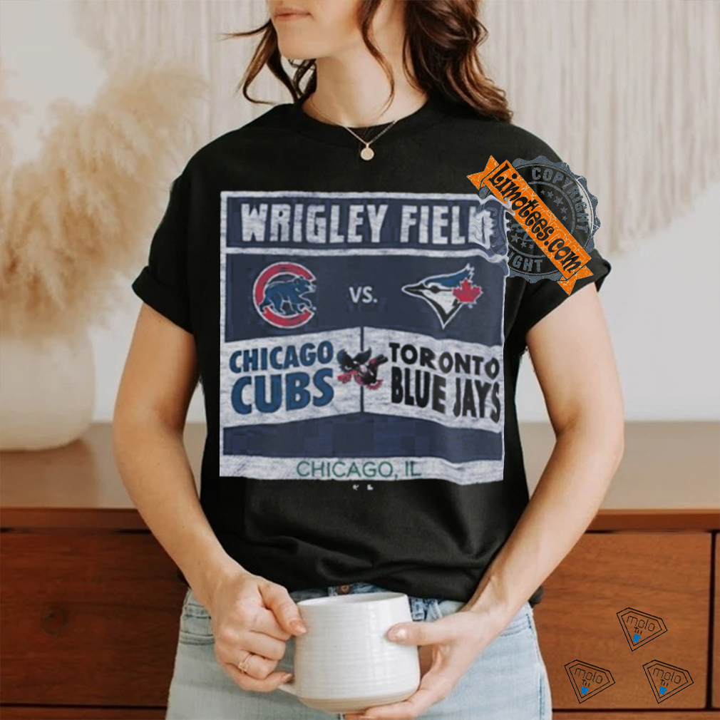 Wrigley Field Toronto Blue Jays vs Chicago Cubs 2024 Dueling Franklin T shirt Wrigley Field Toronto Blue Jays vs Chicago Cubs 2024 Dueling Franklin T shirt