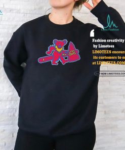 Atlanta Braves style bear Grateful Dead Shirt, hoodie, sweater, long sleeve and tank top Atlanta Braves style bear Grateful Dead Shirt
