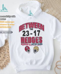Between the Hedges Georgia Bulldogs vs. Notre Dame Fighting Irish 2019 Football Score T Shirt